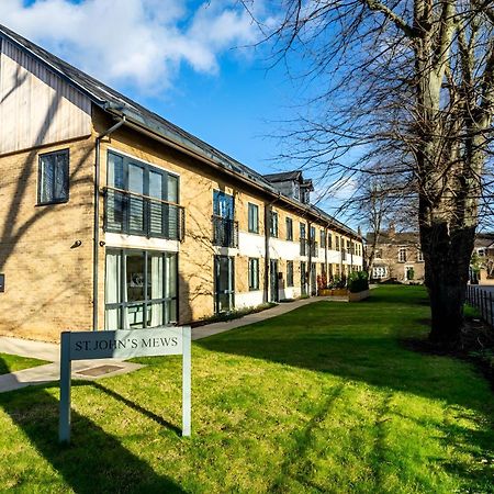 Modern Apartment In Central Quiet York With Free Parking - Contemporary New Building Eksteriør billede