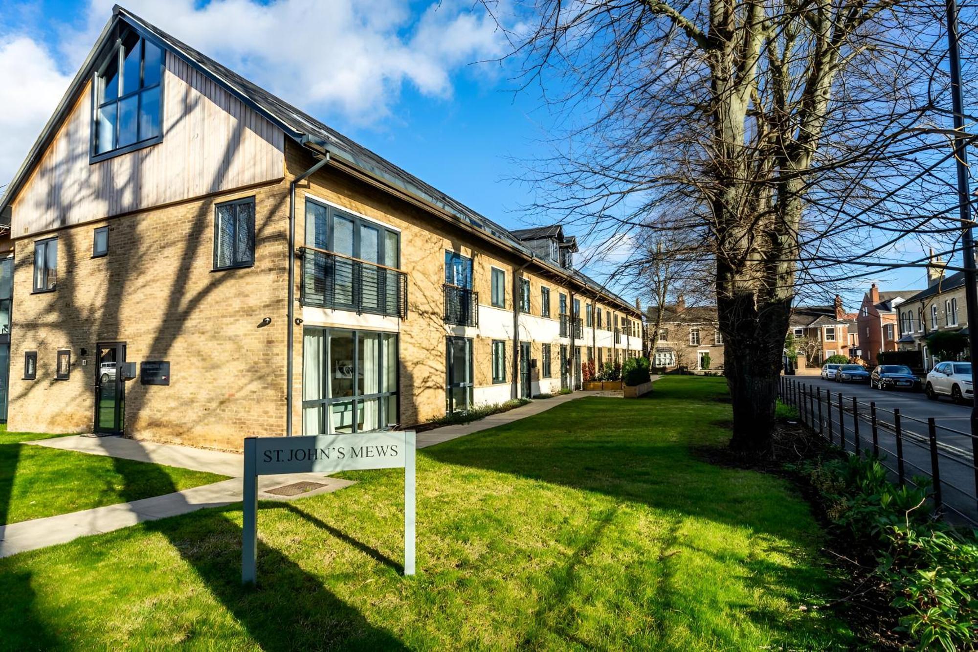 Modern Apartment In Central Quiet York With Free Parking - Contemporary New Building Eksteriør billede